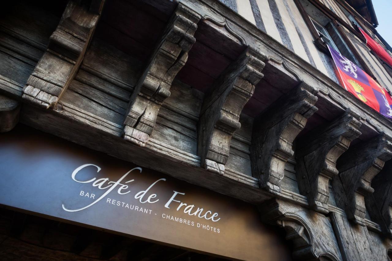 مبيت وإفطار Cafe De France Eauze المظهر الخارجي الصورة